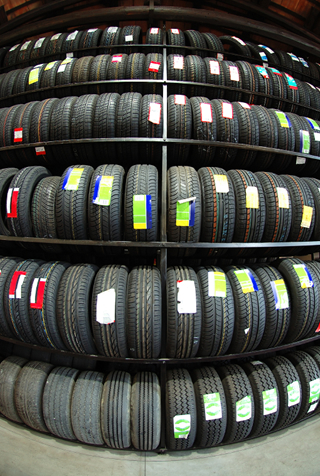 Buying & fitting your tyres at AutoCentre Rushden